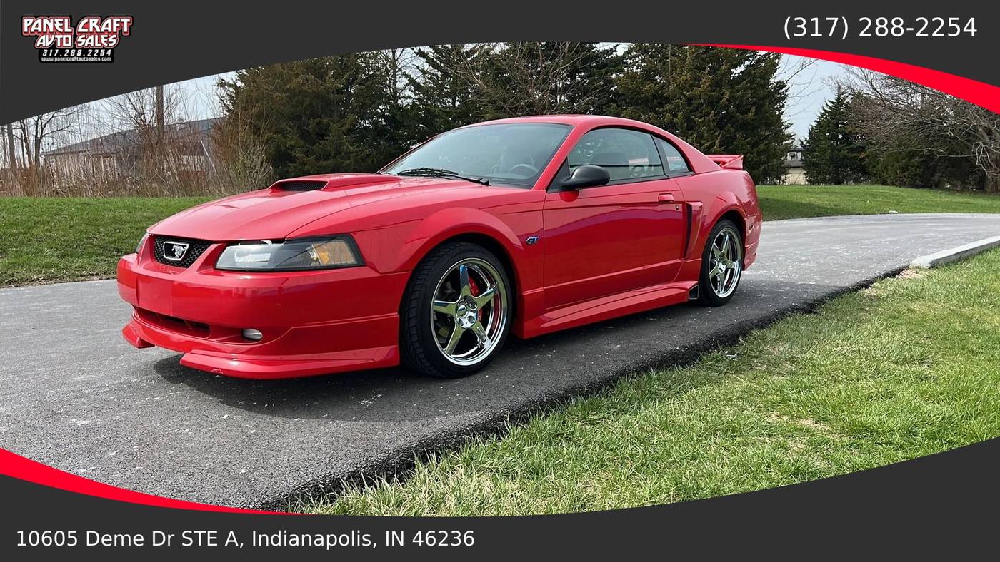 2002 Ford Mustang GT Deluxe