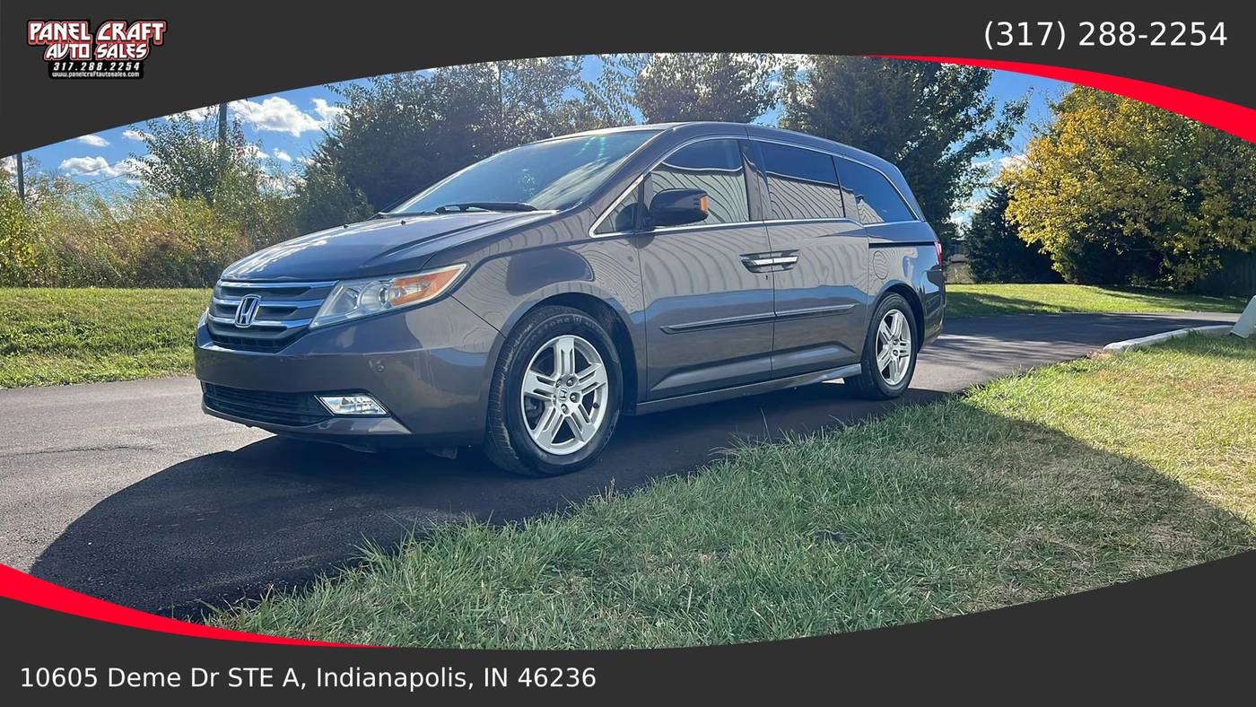 2013 Honda Odyssey Touring — Minivan — 162,749 mi — Indianapolis, IN