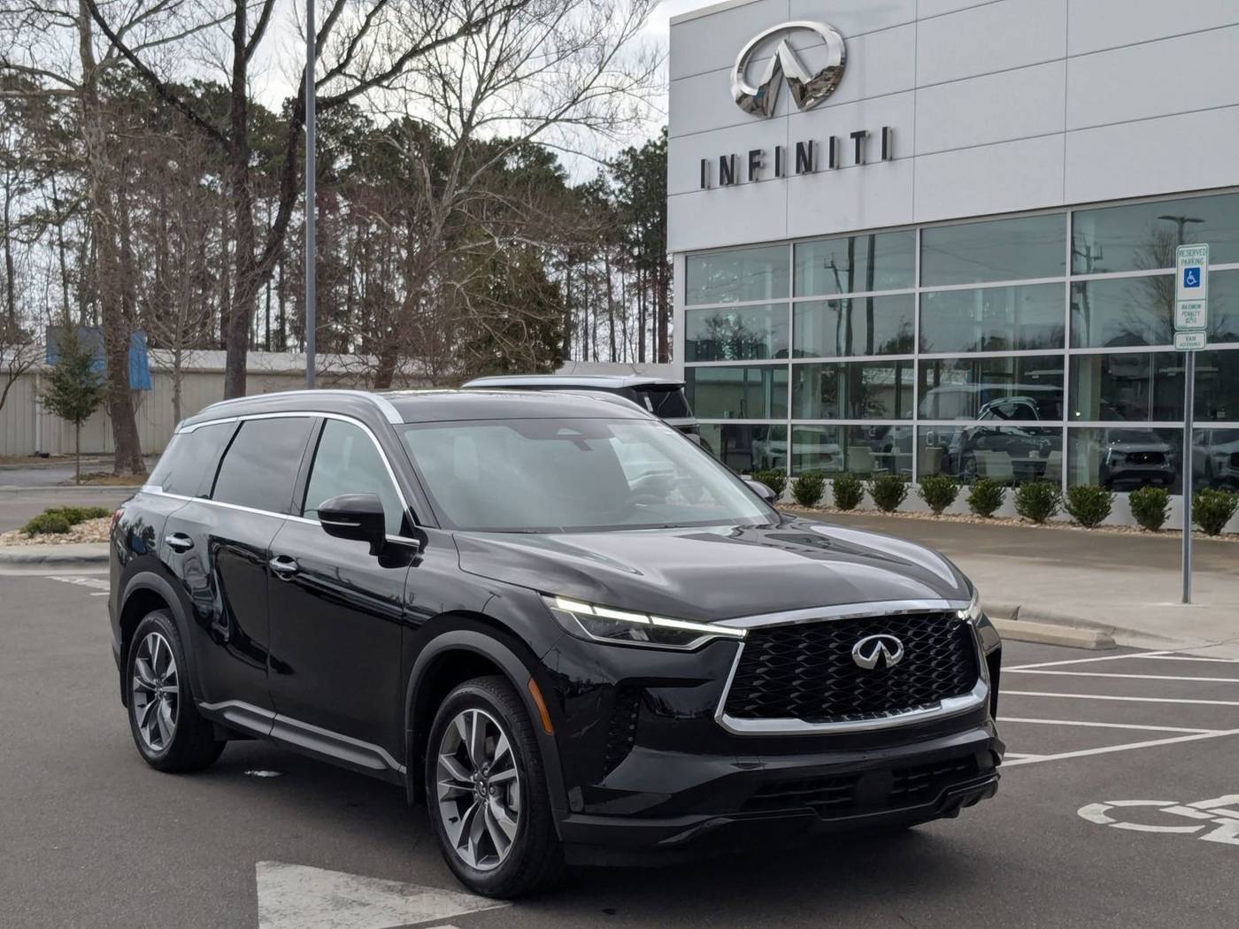 2023 INFINITI QX60 LUXE — SUV — 26,209 mi — Wilmington, NC