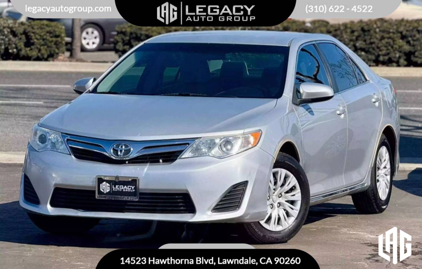 2012 Toyota Camry LE — Sedan — 122,836 mi — Lawndale, CA