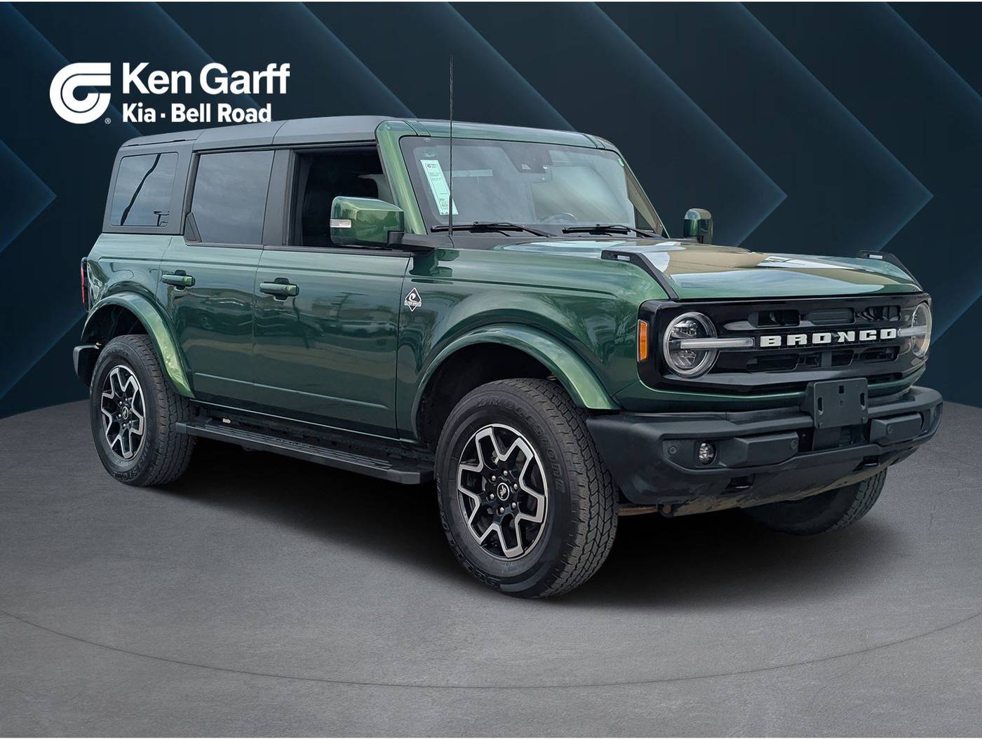 2024 Ford Bronco Outer Banks