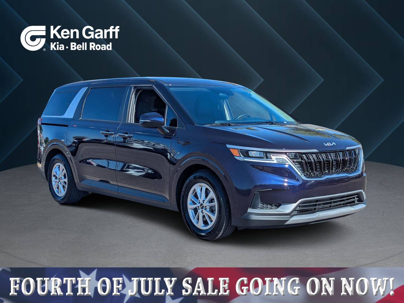 2022 Kia Carnival LXS — Minivan — 29,848 mi — Phoenix, AZ