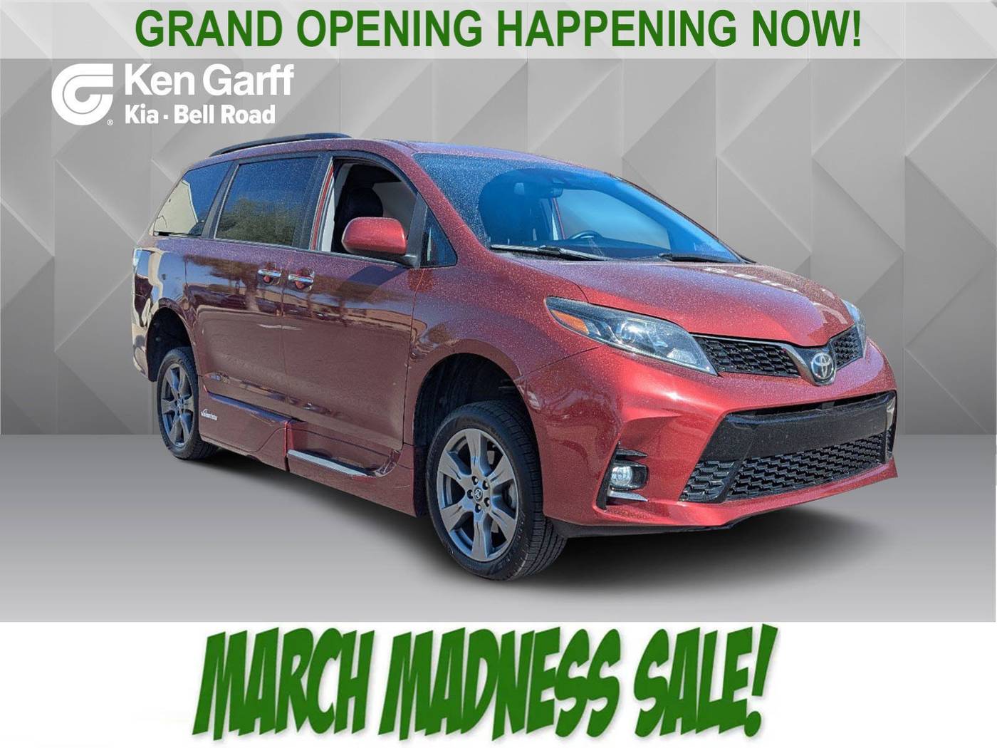 2019 Toyota Sienna SE Premium — Minivan — 52,344 mi — Phoenix, AZ