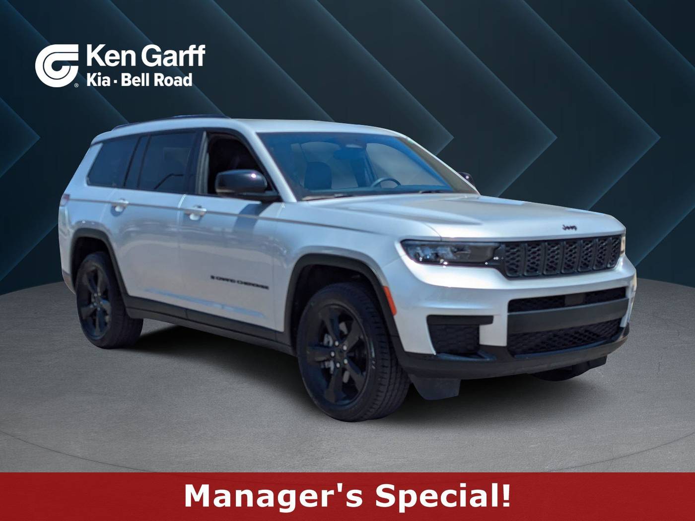 2023 Jeep Grand Cherokee Altitude — SUV — 44,990 mi — Phoenix, AZ
