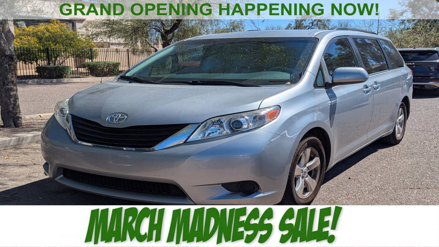 2012 Toyota Sienna LE — Minivan — 95,744 mi — Phoenix, AZ