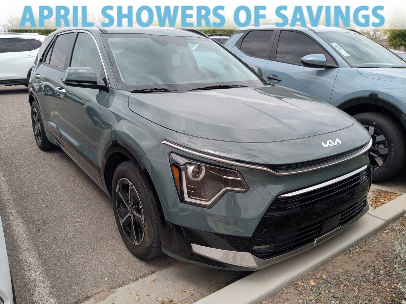 2023 Kia Niro Hybrid SX — SUV — 35,389 mi — Surprise, AZ