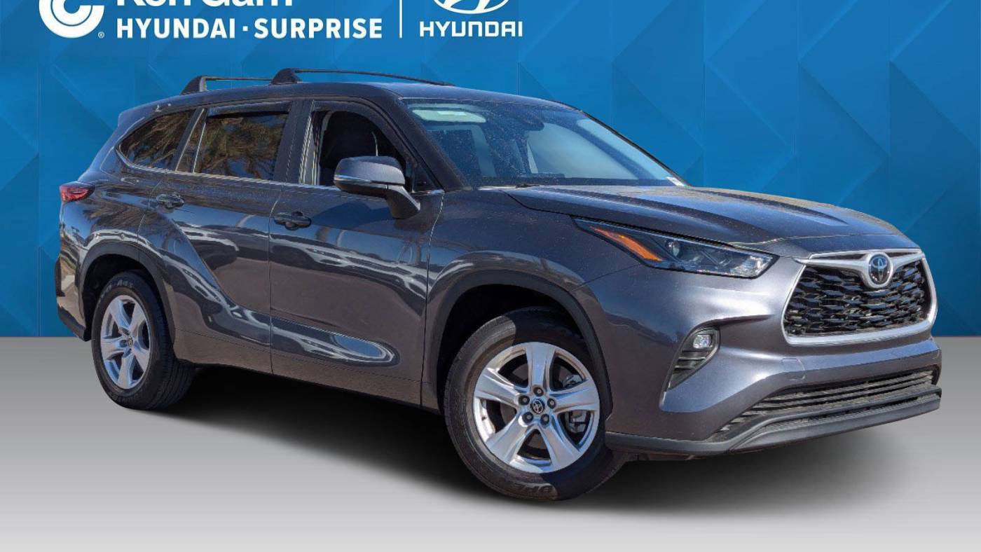 2023 Toyota Highlander LE — SUV — 17,370 mi — Surprise, AZ