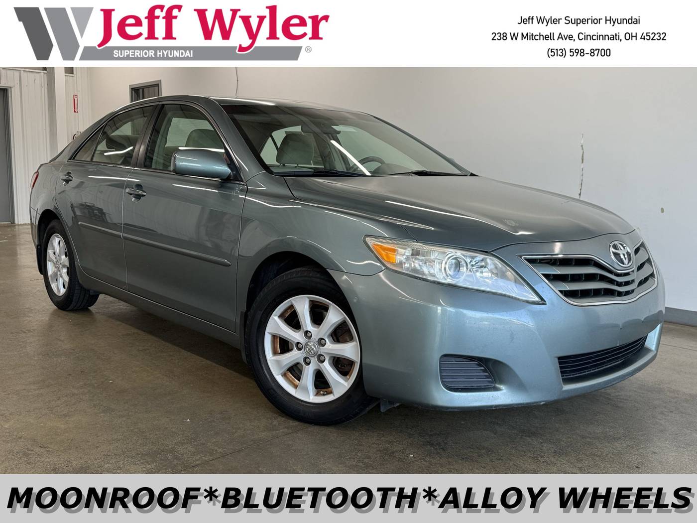 2011 Toyota Camry LE — Sedan — 213,942 mi — Cincinnati, OH