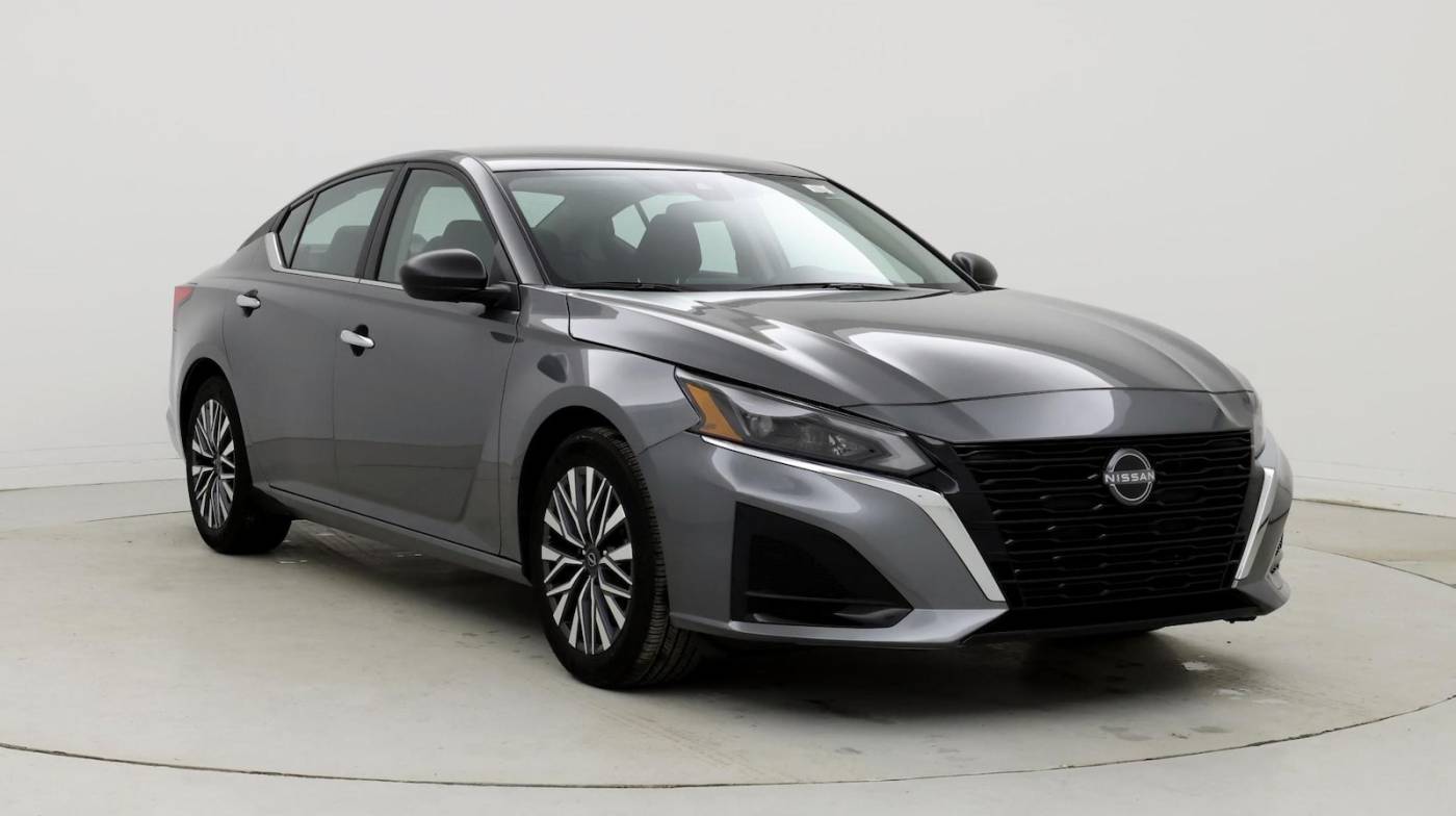 2024 Nissan Altima SV — Sedan — 19,192 mi — Akron, OH