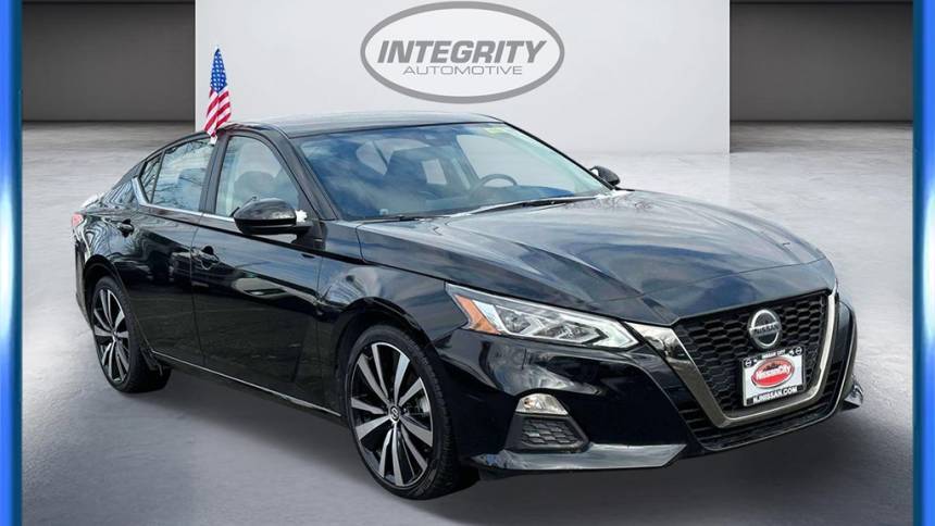 2022 Nissan Altima SR — Sedan — 31,449 mi — Red Bank, NJ
