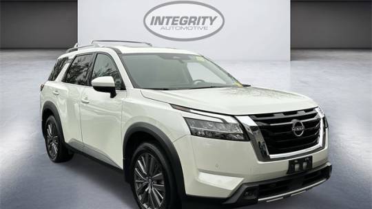 2023 Nissan Pathfinder SL — SUV — 17,249 mi — Port Chester, NY