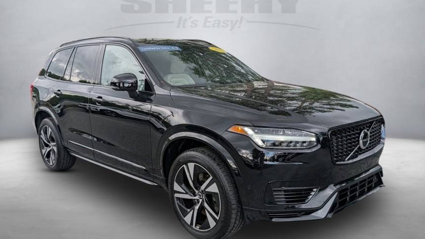 2022 Volvo XC90 Recharge T8 R-Design