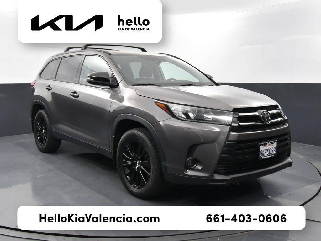 2019 Toyota Highlander SE V6 — SUV — 62,345 mi — Santa Clarita, CA
