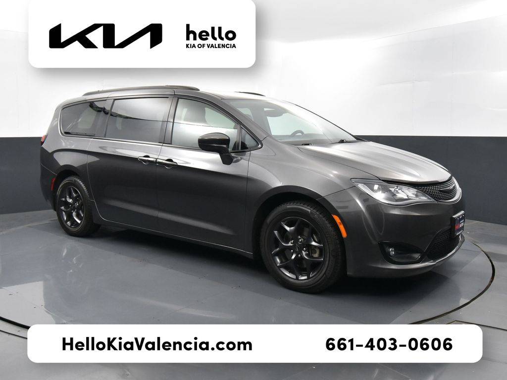 2018 Chrysler Pacifica Touring L — Minivan — 119,630 mi — Santa Clarita, CA