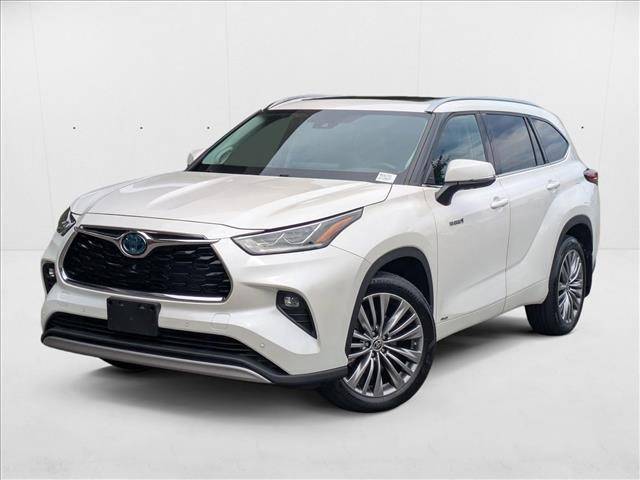 2021 Toyota Highlander Hybrid Platinum — SUV — 26,913 mi — Bellevue, WA