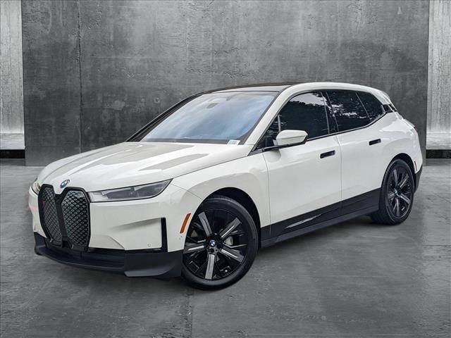 2023 BMW iX xDrive50 — SUV — 13,925 mi — Bellevue, WA