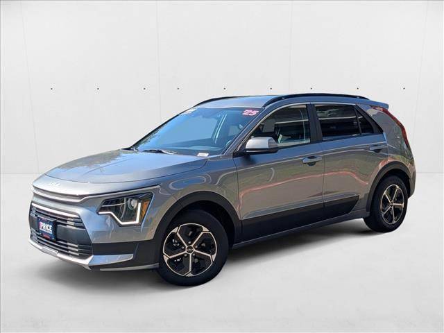 2025 Kia Niro Hybrid LX — SUV — 6,181 mi — Bellevue, WA