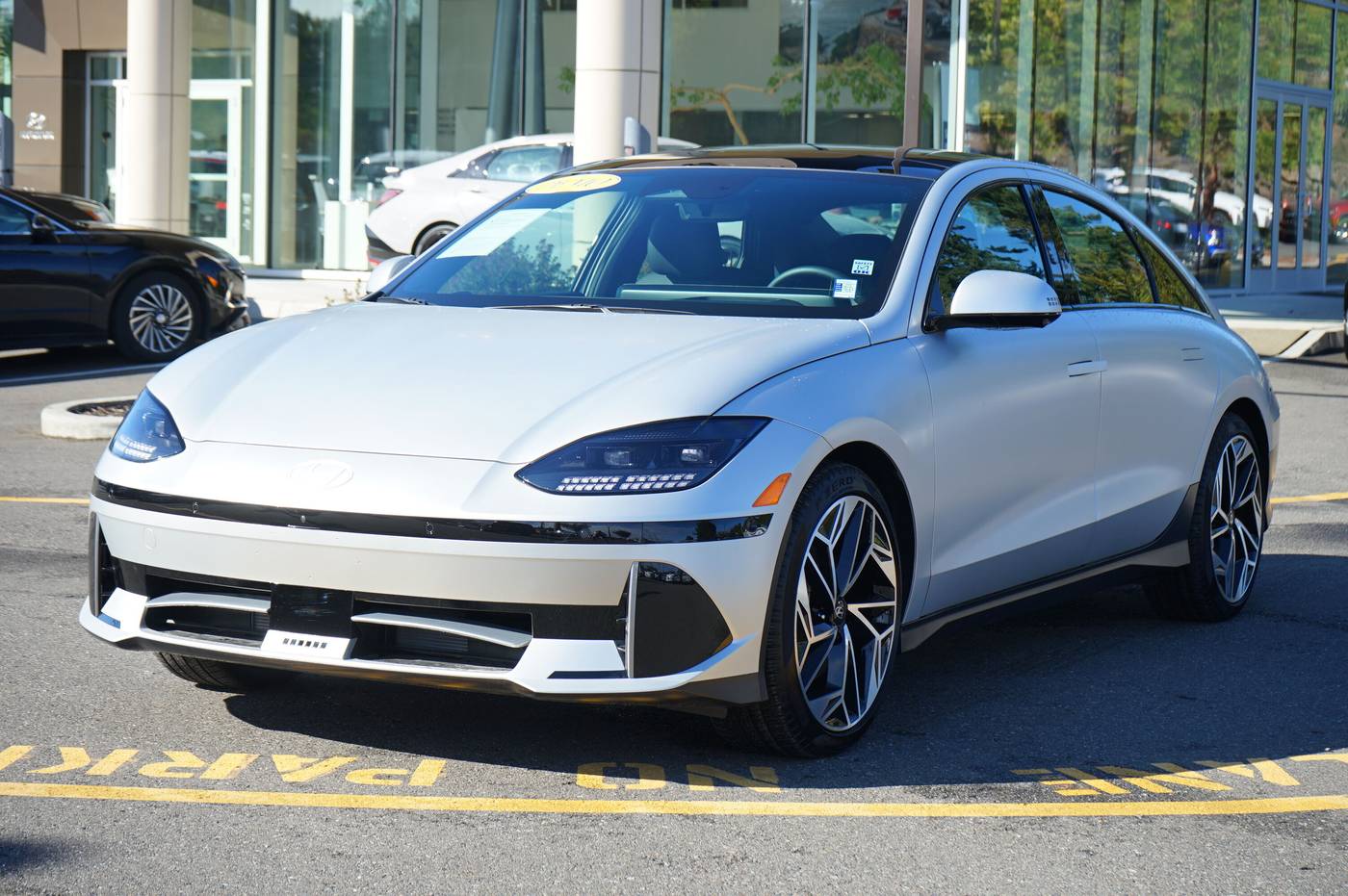 2025 Hyundai IONIQ 6 Limited — Sedan — 6,700 mi — Edmonds, WA