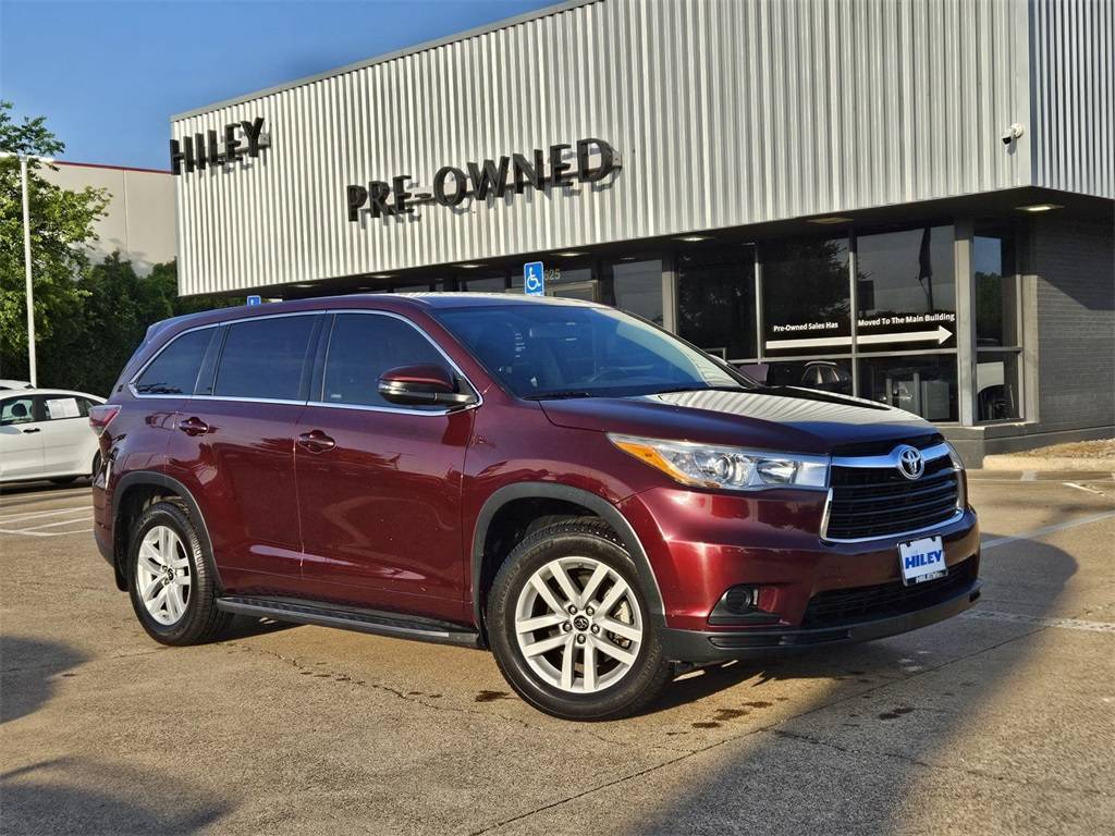 2016 Toyota Highlander LE V6 — SUV — 32,465 mi — Hurst, TX