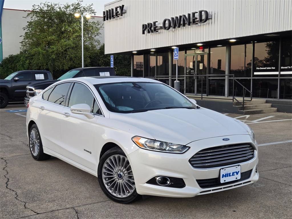 2013 Ford Fusion Hybrid Titanium — Sedan — 184,860 mi — Hurst, TX