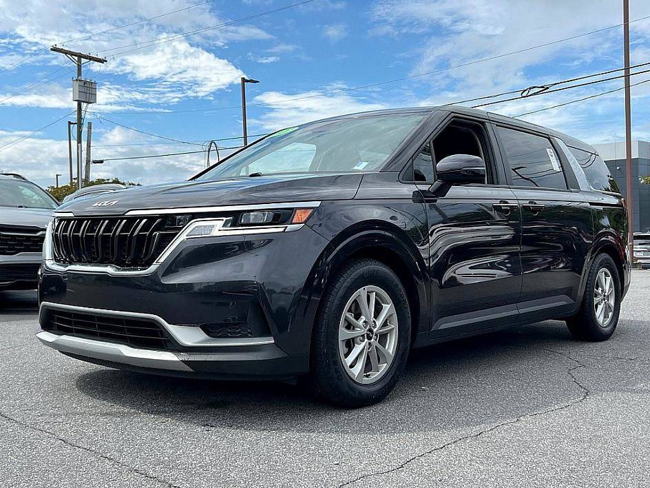 2022 Kia Carnival LXS — Minivan — 94,606 mi — Concord, NC