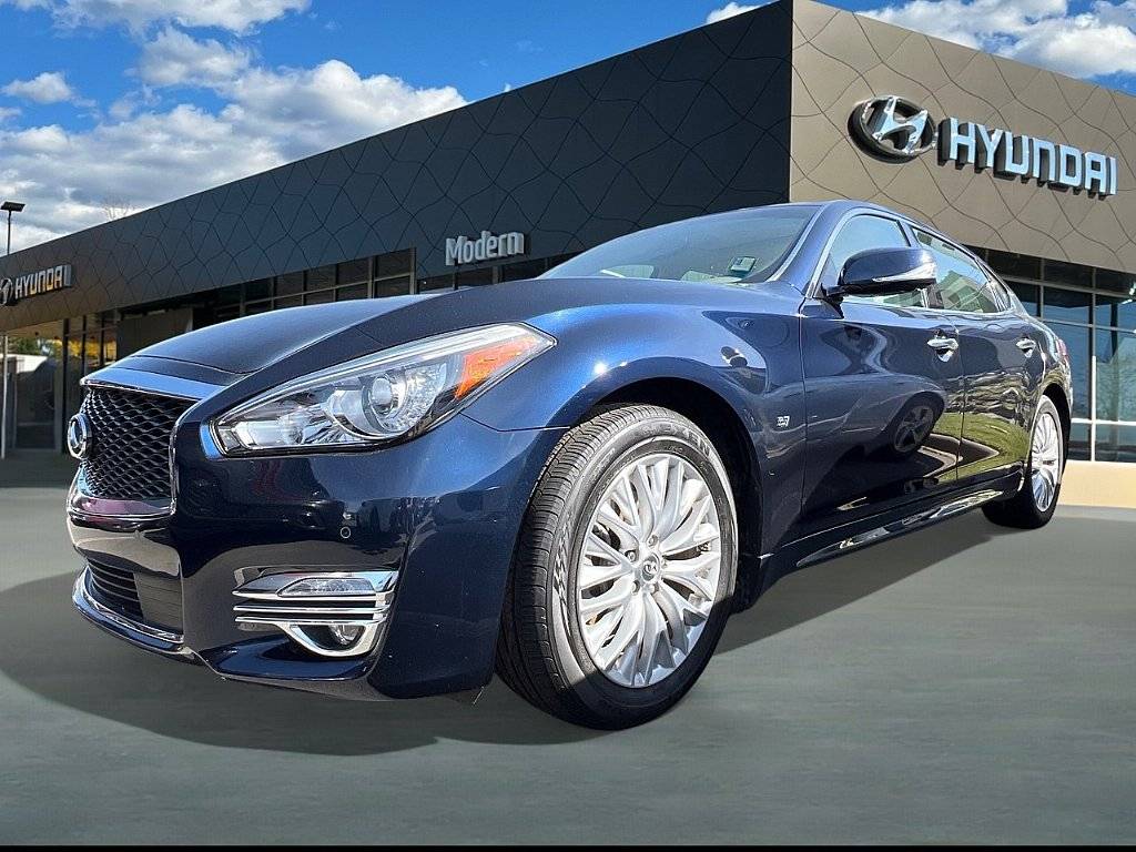 2016 INFINITI Q70L 3.7 — Sedan — 37,972 mi — Concord, NC