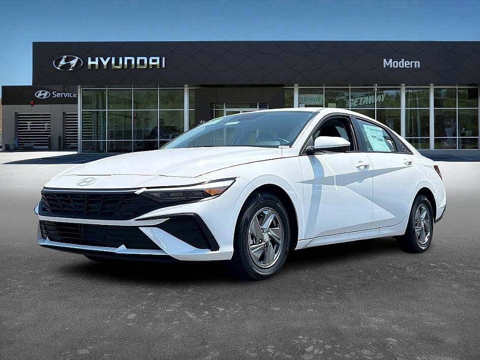 2025 Hyundai Elantra SE — Sedan — 6 mi — Concord, NC