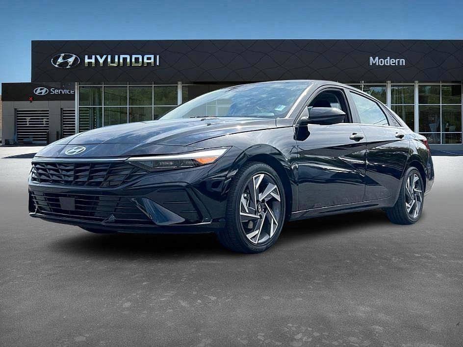 2025 Hyundai Elantra SEL Convenience — Sedan — 6,033 mi — Concord, NC