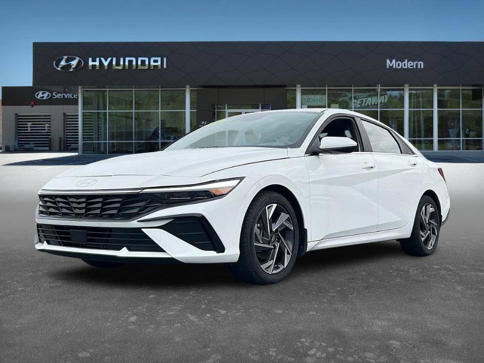 2024 Hyundai Elantra SEL — Sedan — 5,419 mi — Concord, NC