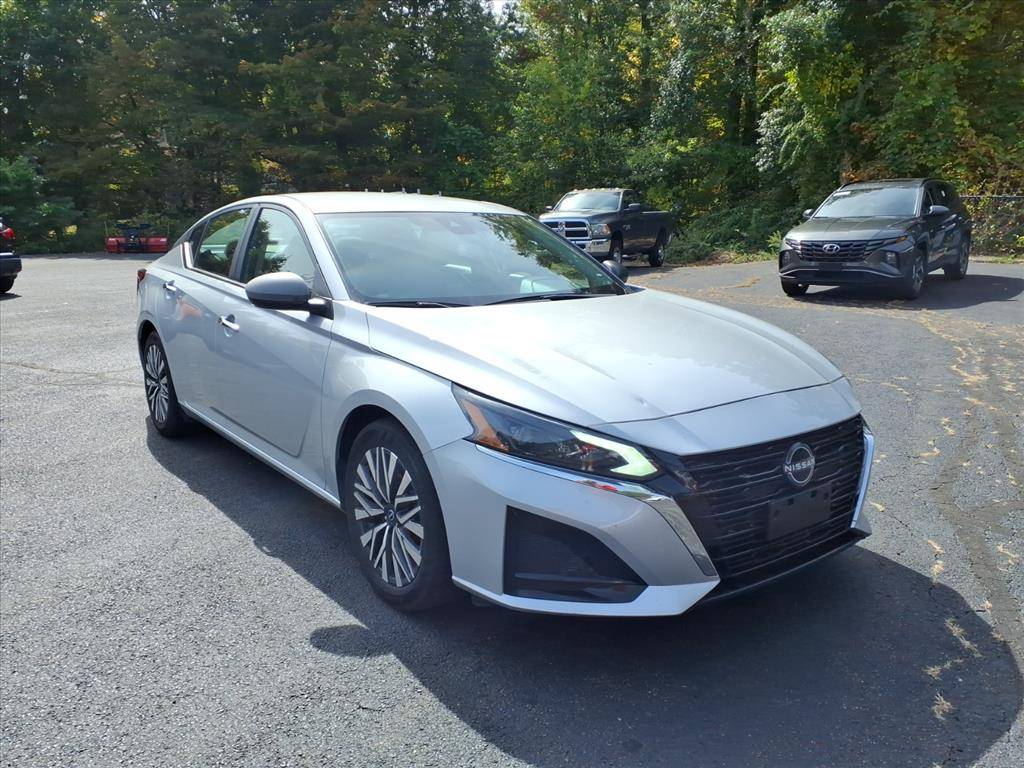 2024 Nissan Altima SV — Sedan — 47,136 mi — Canton, CT