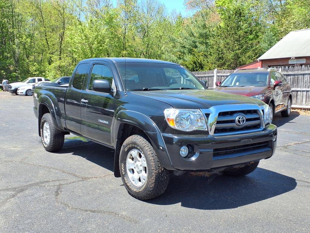 2010 Toyota Tacoma Base — Pickup Truck — 97,334 mi — Canton, CT