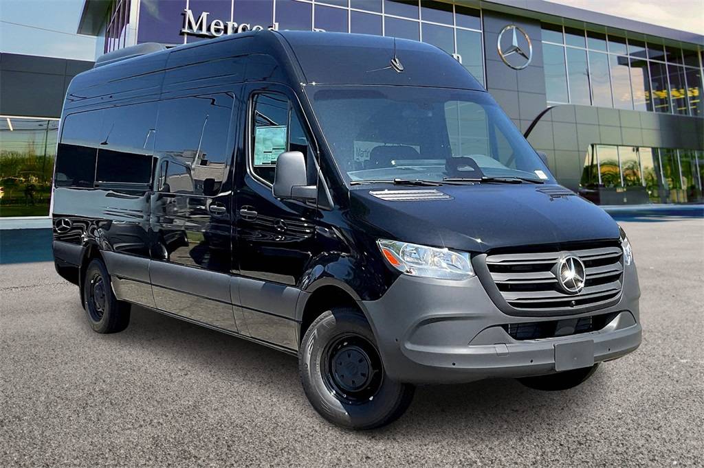 2025 Mercedes-Benz Sprinter 2500
