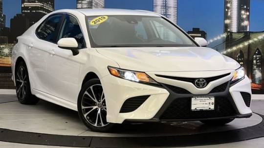 2019 Toyota Camry L — Sedan — 53,906 mi — New York, NY