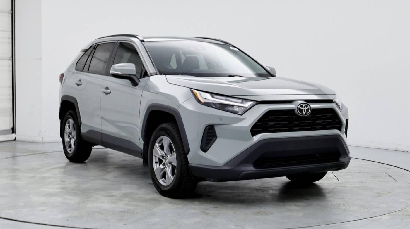 2022 Toyota RAV4 XLE — SUV — 32,618 mi — Clermont, FL