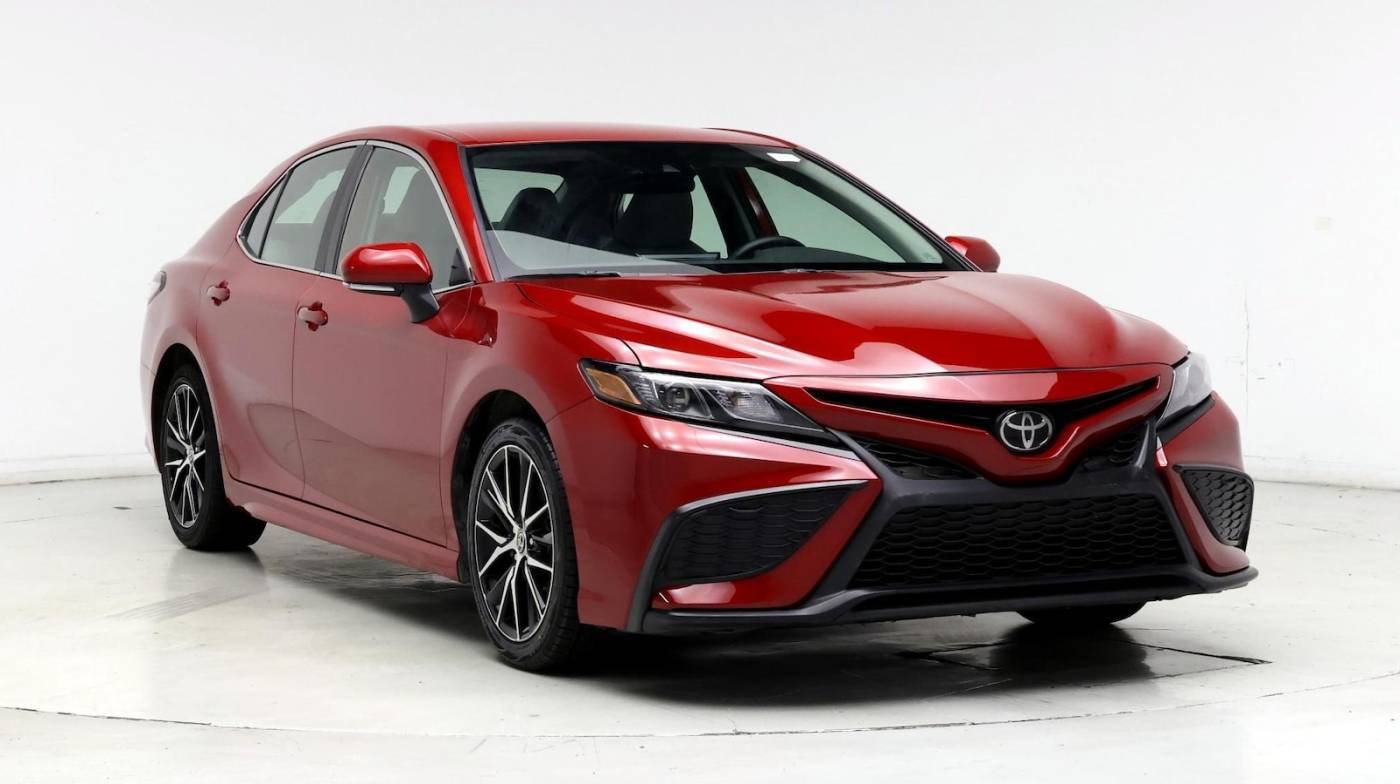 2023 Toyota Camry SE — Sedan — 62,467 mi — Clermont, FL