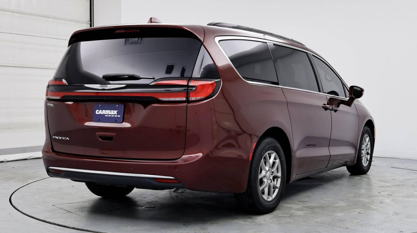 2021 Chrysler Pacifica Touring — Minivan — 12,069 mi — Clermont, FL