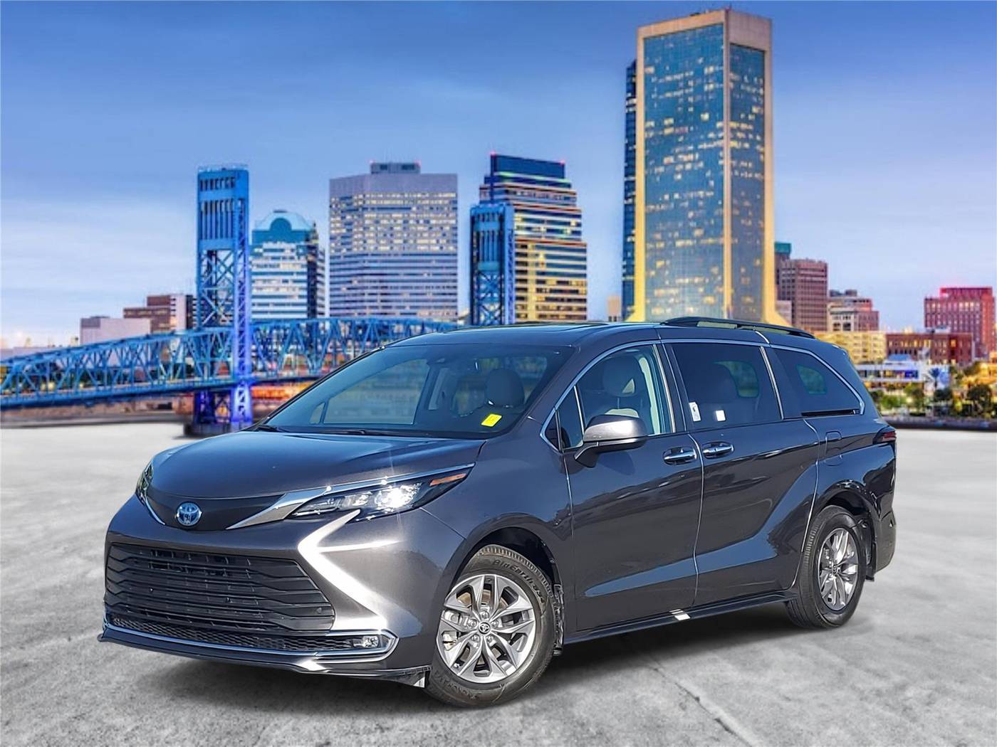 2024 Toyota Sienna XLE — Minivan — 30,949 mi — Jacksonville, FL