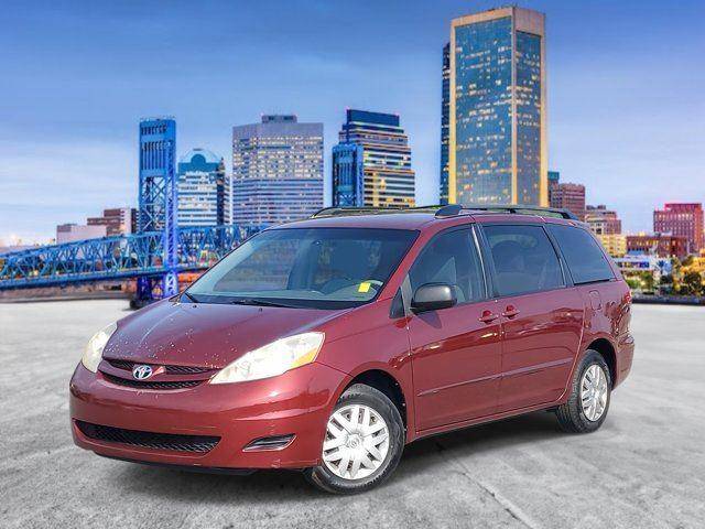2010 Toyota Sienna CE — Minivan — 101,733 mi — Jacksonville, FL
