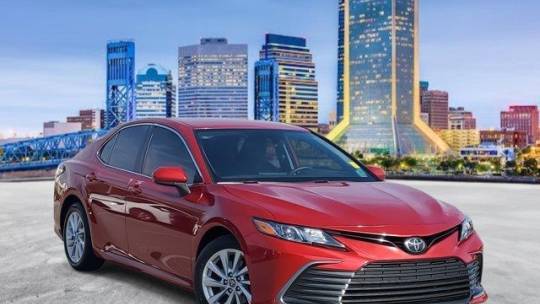 2024 Toyota Camry LE — Sedan — 28,118 mi — Jacksonville, FL