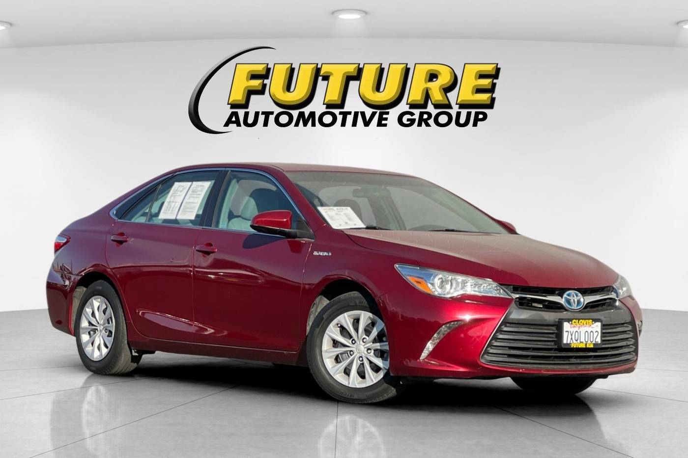 2017 Toyota Camry Hybrid LE — Sedan — 117,254 mi — Clovis, CA