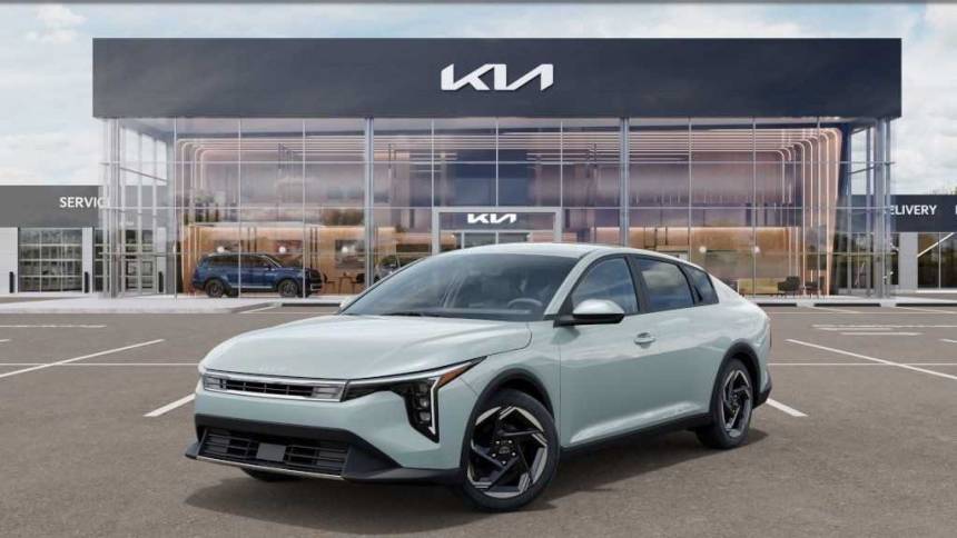 2025 Kia K4 EX — Sedan — 3,697 mi — Clovis, CA