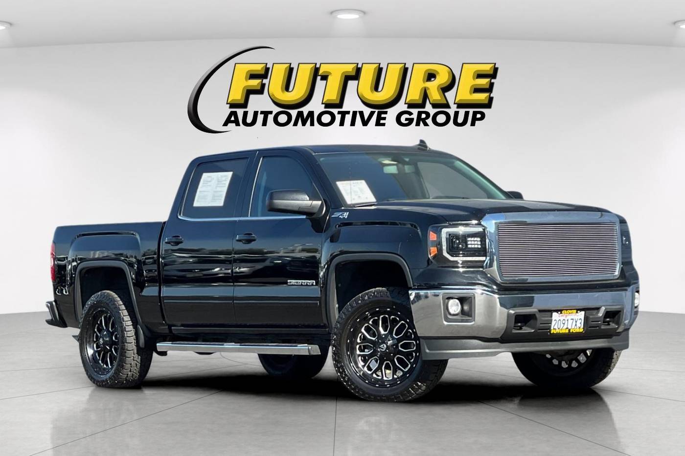 2015 GMC Sierra 1500 SLE — Pickup Truck — 83,059 mi — Clovis, CA