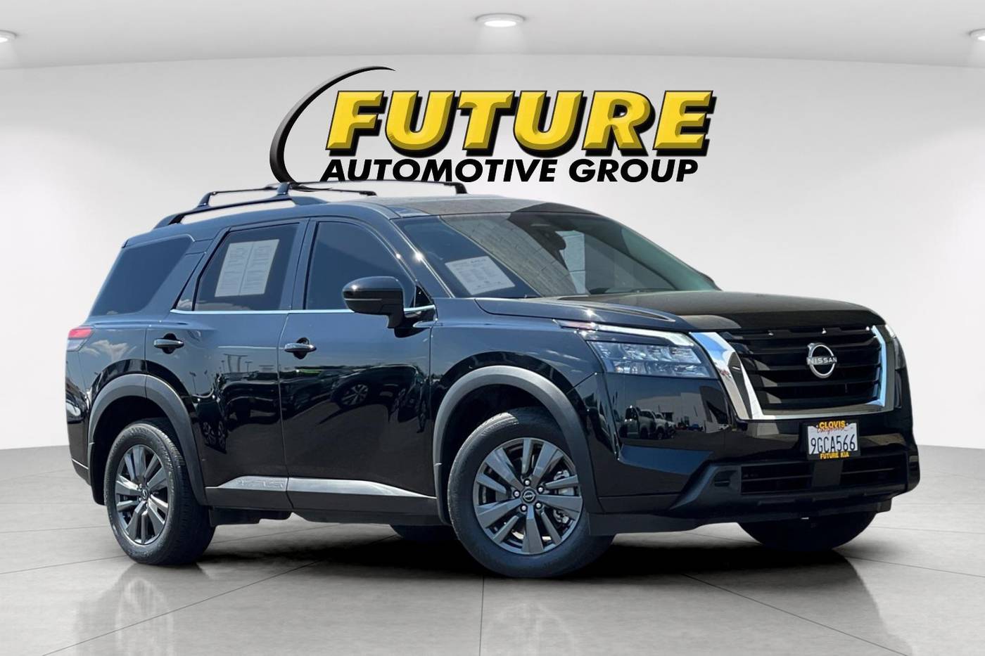 2023 Nissan Pathfinder SV — SUV — 30,980 mi — Clovis, CA