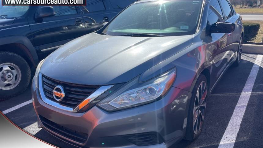 2016 Nissan Altima 2.5 — Sedan — 174,275 mi — Grove City, OH