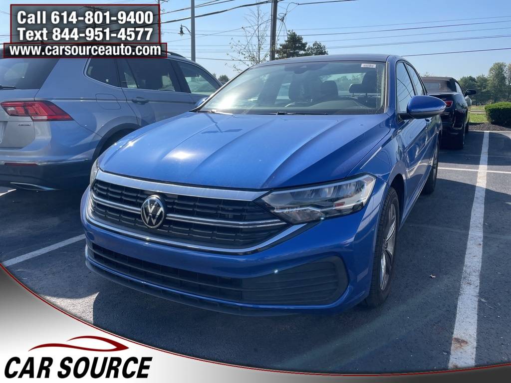 2023 Volkswagen Jetta SE — Sedan — 30,004 mi — Grove City, OH
