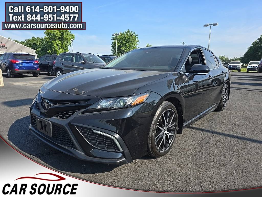 2022 Toyota Camry SE — Sedan — 64,575 mi — Grove City, OH