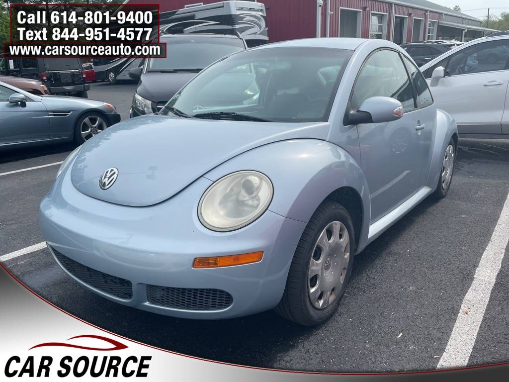 2010 Volkswagen New Beetle Base — Coupe — 235,046 mi — Grove City, OH