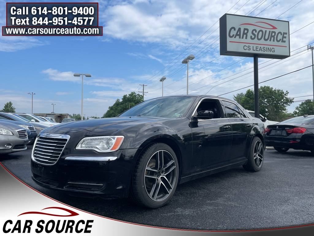 2014 Chrysler 300 Base — Sedan — 90,379 mi — Grove City, OH