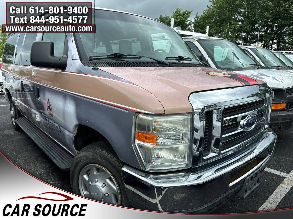 2009 Ford Econoline Wagon E-350 Super Duty XL