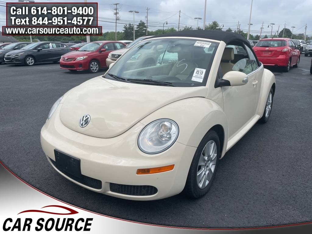 2010 Volkswagen New Beetle Base — Convertible — 84,226 mi — Grove City, OH